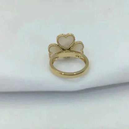 [Spark]SWEET CLOVER WHITE MOP RING