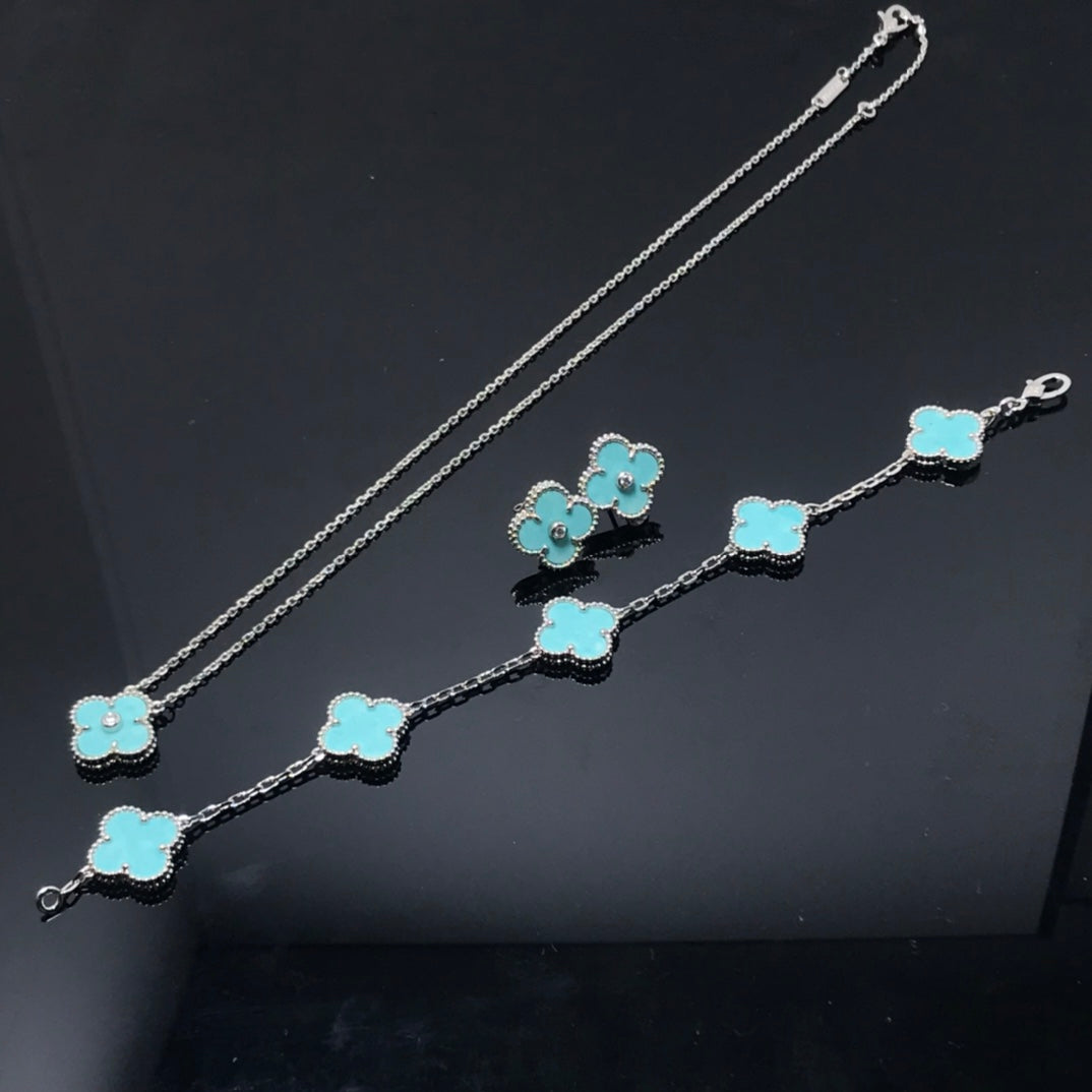 [Spark]CLOVER 1 DIAMOND BLUE SKY SILVER EARRINGS