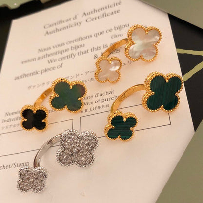 [Spark]CLOVER BETWEEN THE FINGER RING