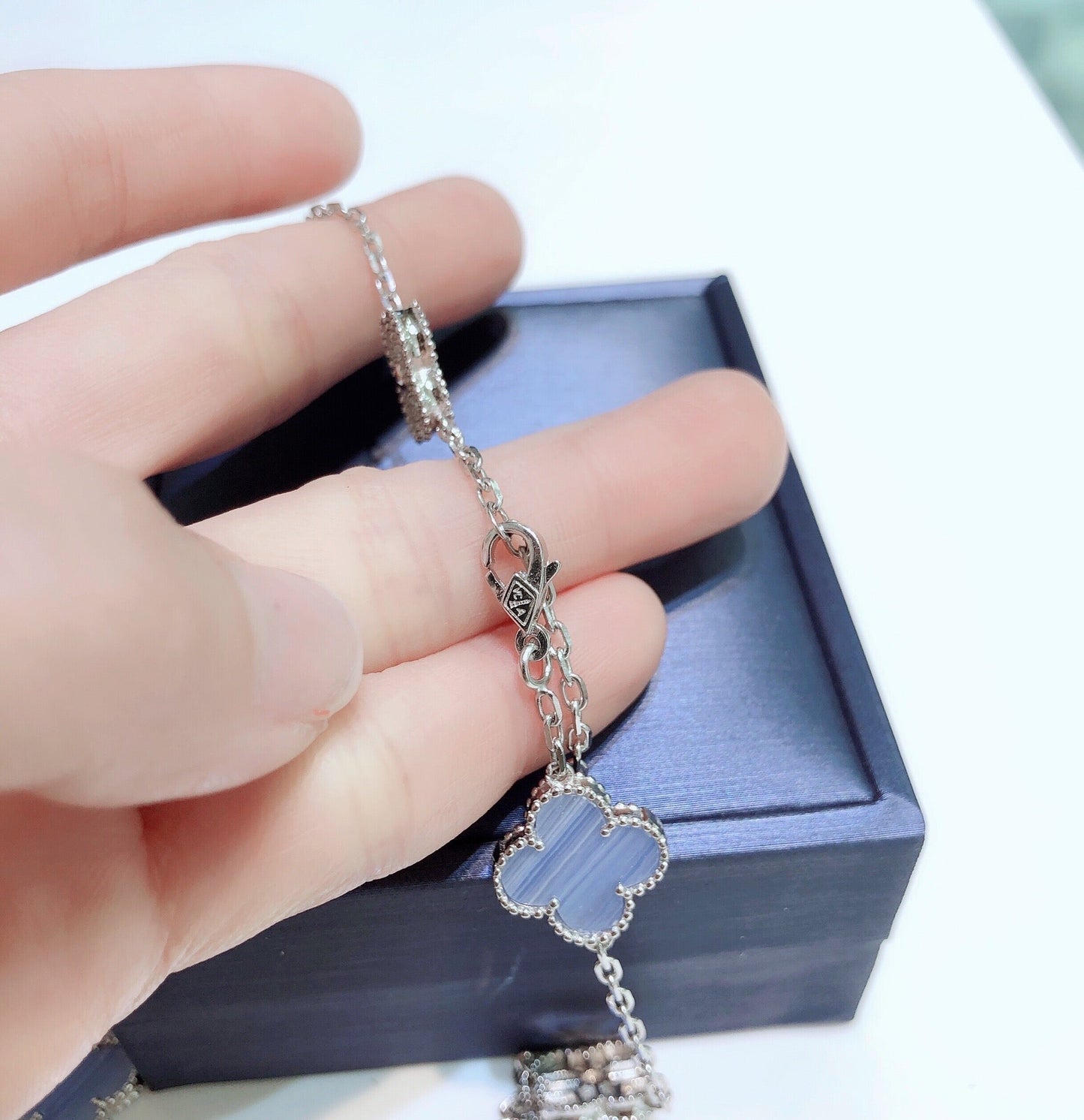[Spark]CLOVER 10 MOTIFS CHALCEDONY DIAMONDS SILVER NECKLACE